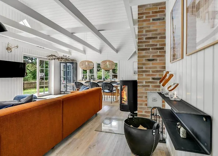 Bv351-blavand-contortavej-3 * Blåvand